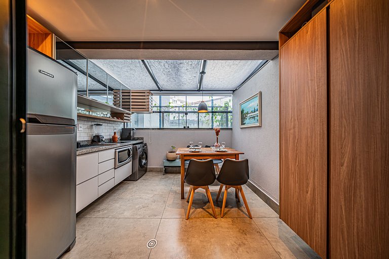 Studio elegante a 100m do metrô Vila Mariana