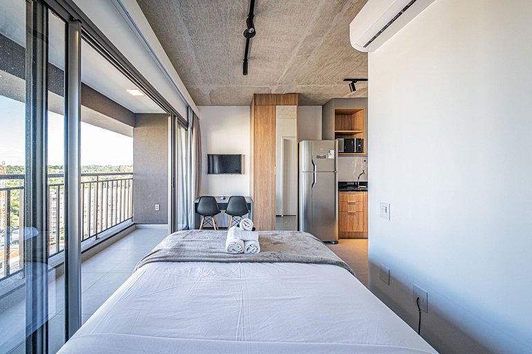 Studio no 15° andar a 3 min da estação Brooklin