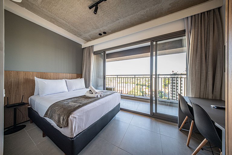 Studio no 15° andar a 3 min da estação Brooklin