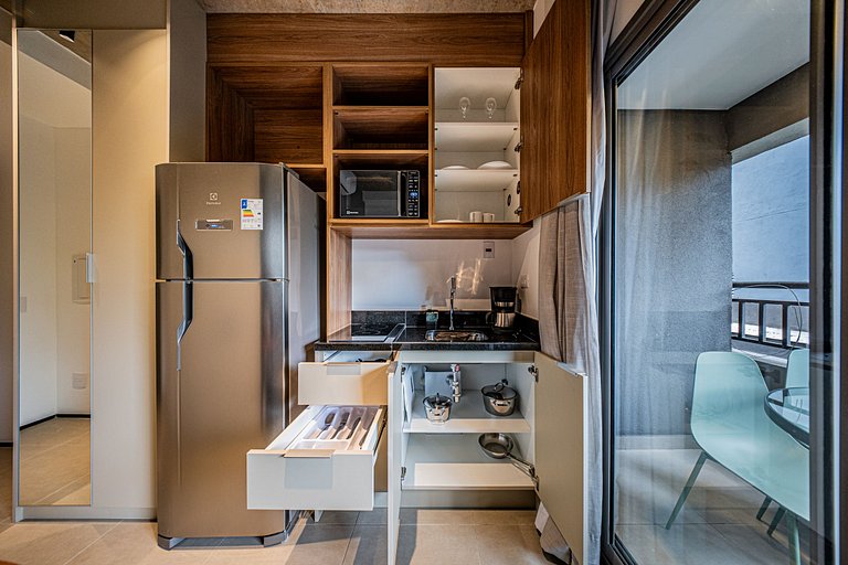 By Housi: Studio moderno prox a estação Brooklin