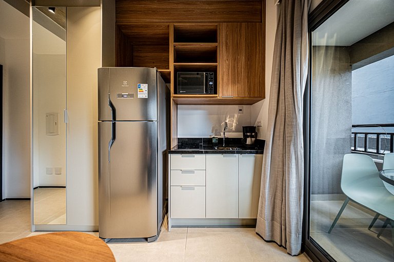 By Housi: Studio moderno prox a estação Brooklin