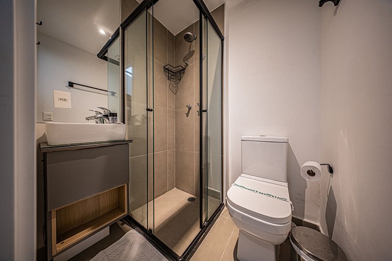 Studio Lux ao lado da estação Oscar Freire