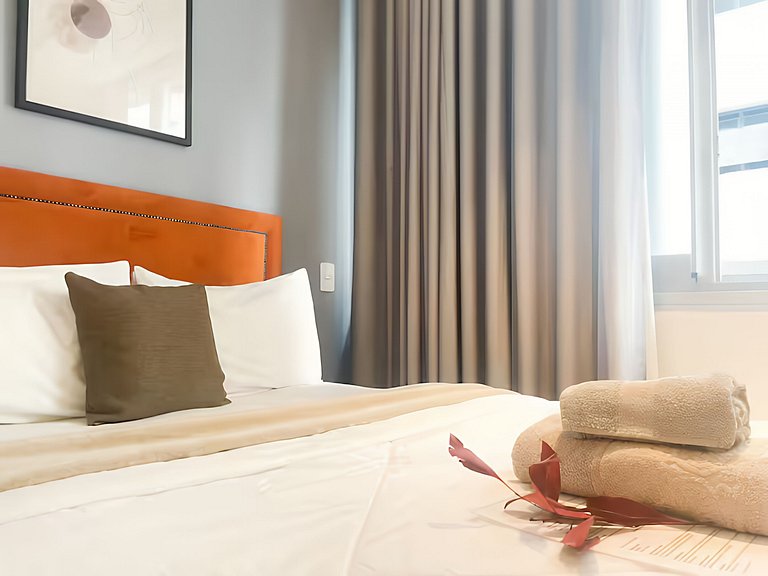 Studio divino no 4° andar na rua Frei Caneca