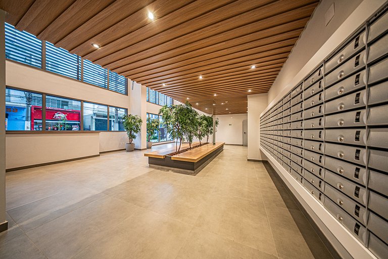 By Housi DH: Studio no 14° andar prox a Paraiso