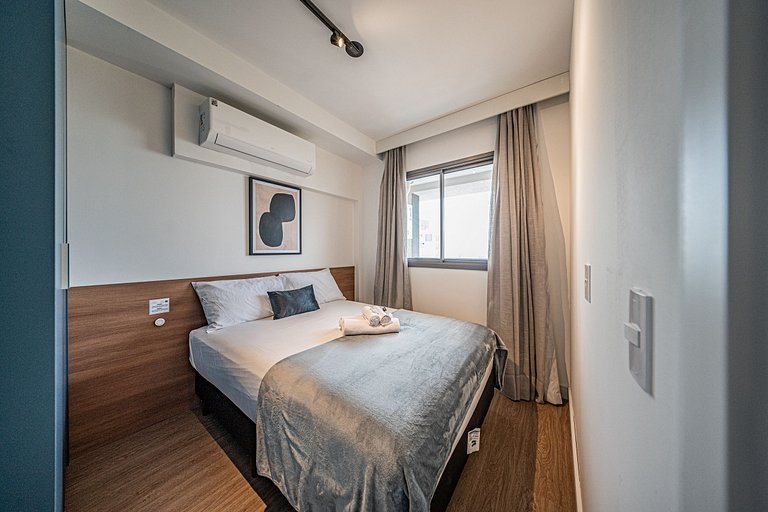 By Housi DH: Studio no 14° andar prox a Paraiso