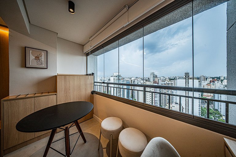 Studio de alto padrão no 26º andar em Moema