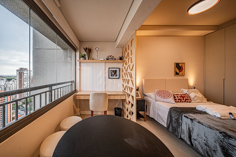 Studio de alto padrão no 26º andar em Moema