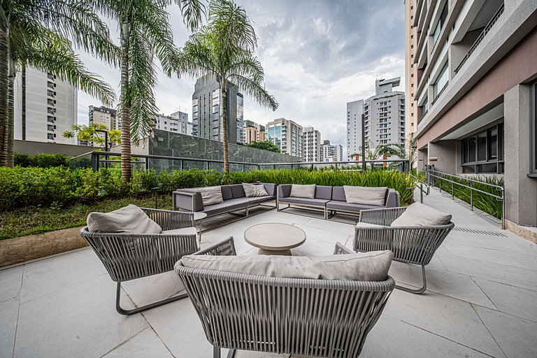 Studio de alto padrão no 26º andar em Moema