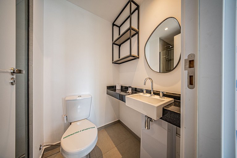 Studio no 8°andar, perto da Avenida Paulista