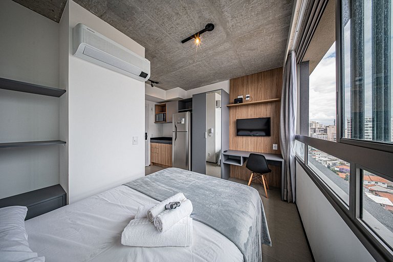 Studio no 14º andar próximo à estação Ana Rosa