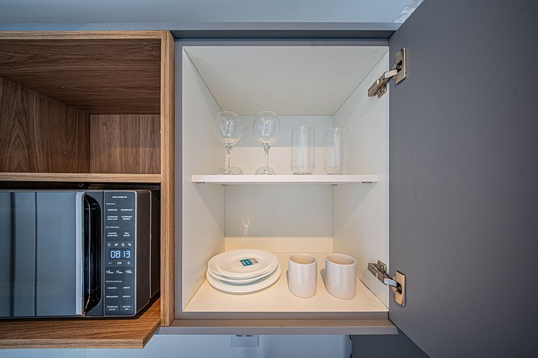 Studio no 14º andar próximo à estação Ana Rosa