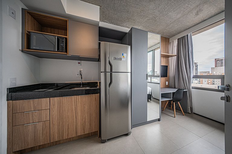 Studio no 14º andar próximo à estação Ana Rosa