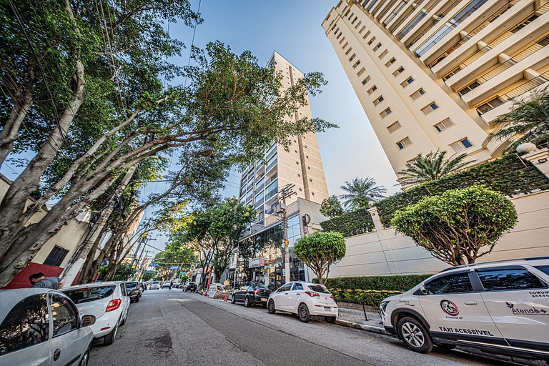 By Housi: Studios completos a 5 minutos da estação Tatuapé,